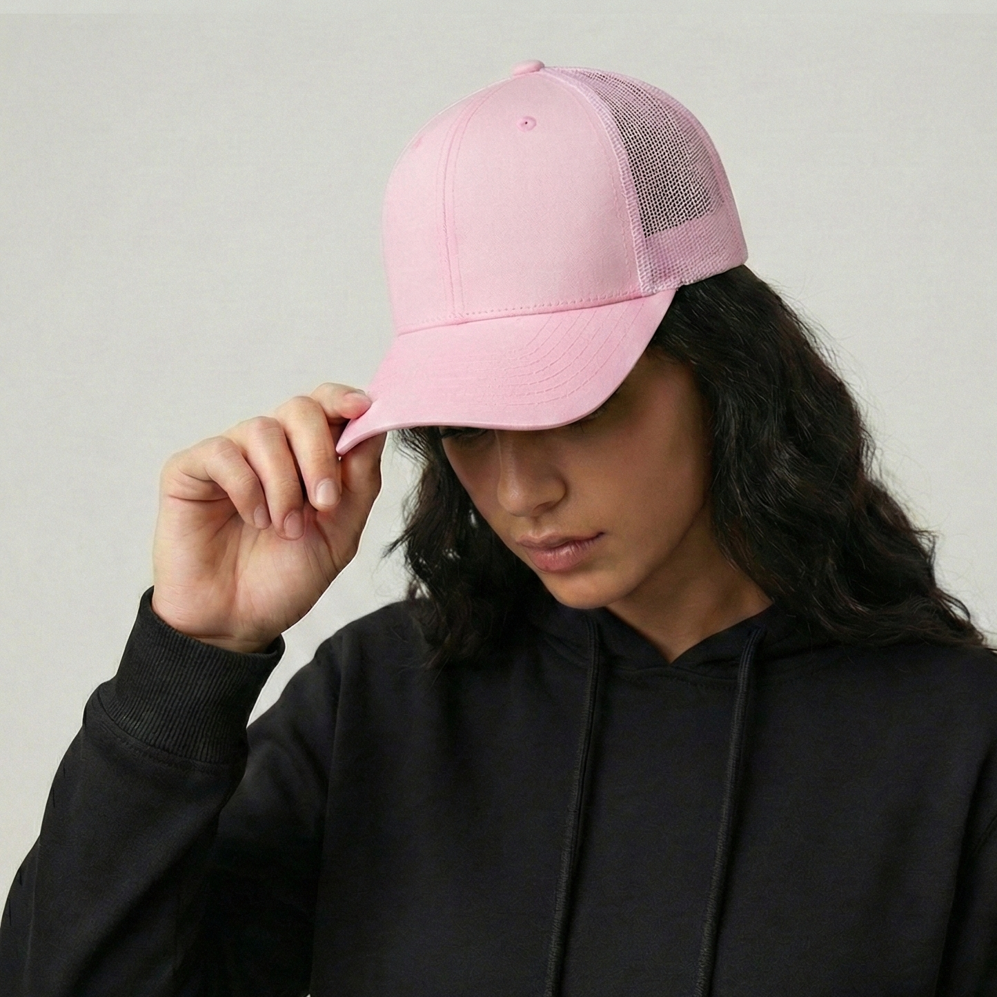 Casquette classique en maille à 6 panneaux, monochrome rose clair