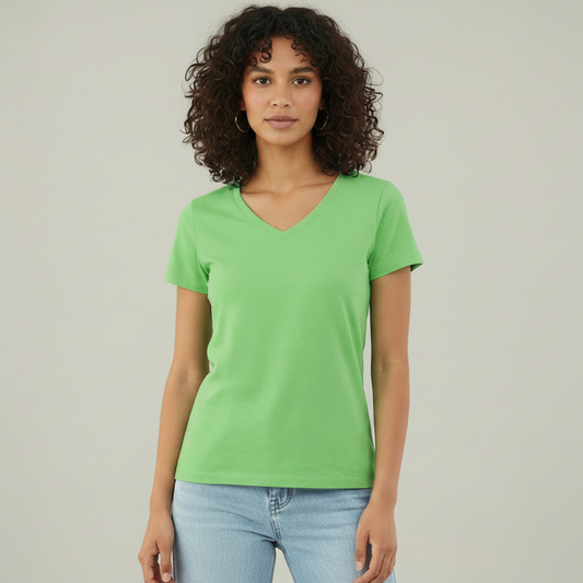 تي شيرت نسائي كلاسيك برقبة V